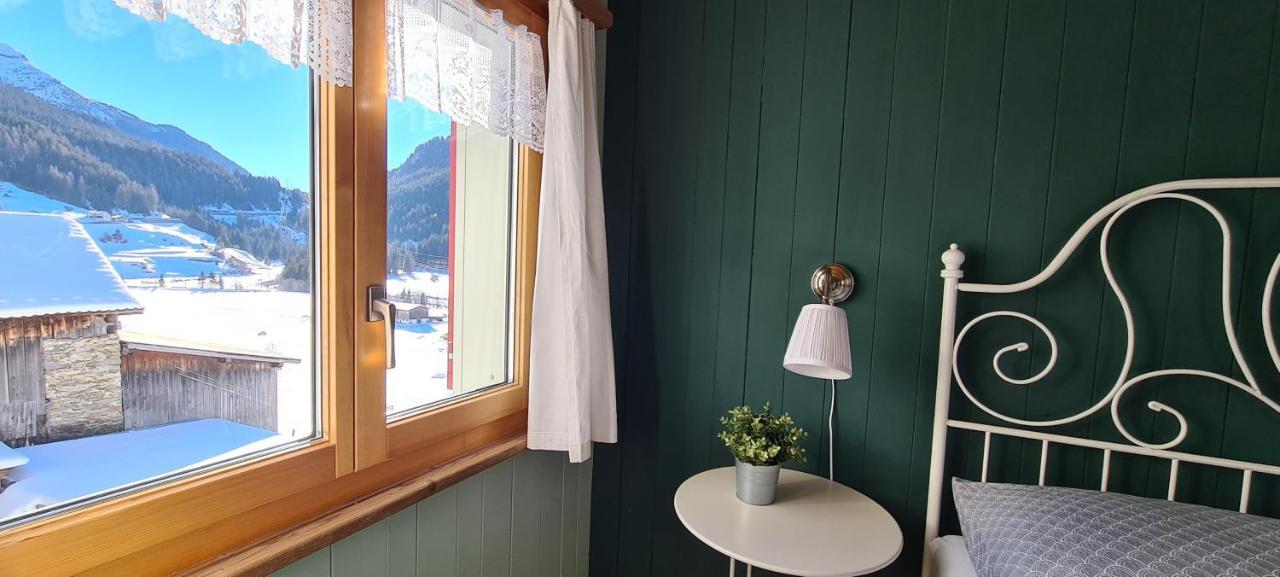 B&B Piz D'Err Tinzen エクステリア 写真